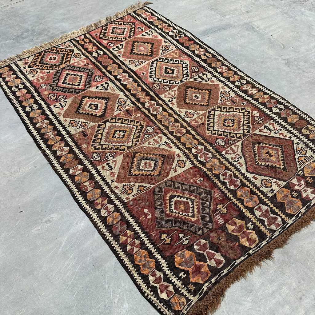Vintage Turkish Accent Area Rug 4.2 x 6.2 ft