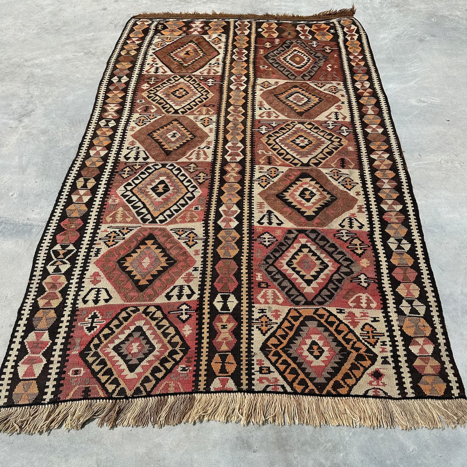 Vintage Turkish Accent Area Rug 4.2 x 6.2 ft