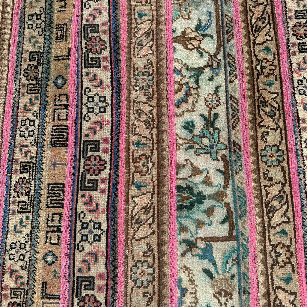 Vintage Turkish Accent Area rug 2.6 x 5.7 ft