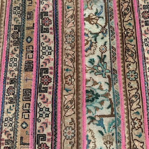 Vintage Turkish Accent Area rug 2.6 x 5.7 ft