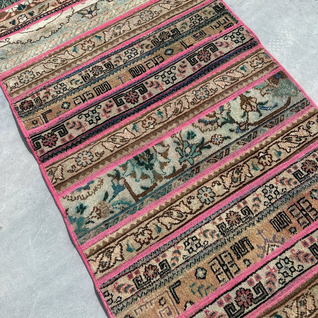 Vintage Turkish Accent Area rug 2.6 x 5.7 ft