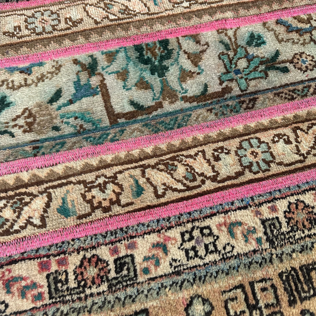 Vintage Turkish Accent Area rug 2.6 x 5.7 ft