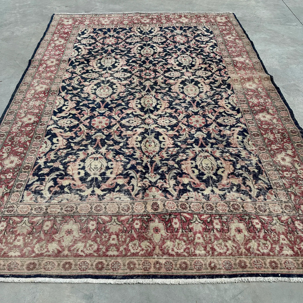 XL Vintage Turkish Accent Area Rug 6.8 x 9.5 ft