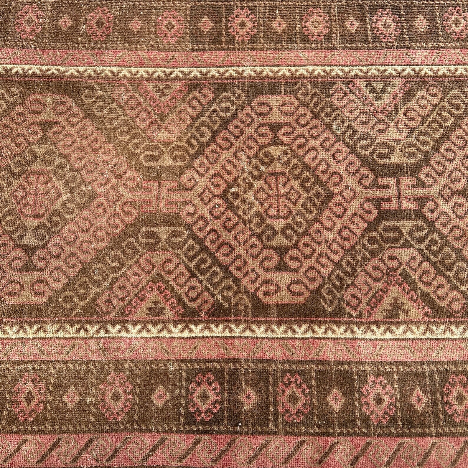 Vintage Turkish Accent Area rug 3.4 x 6.6 ft