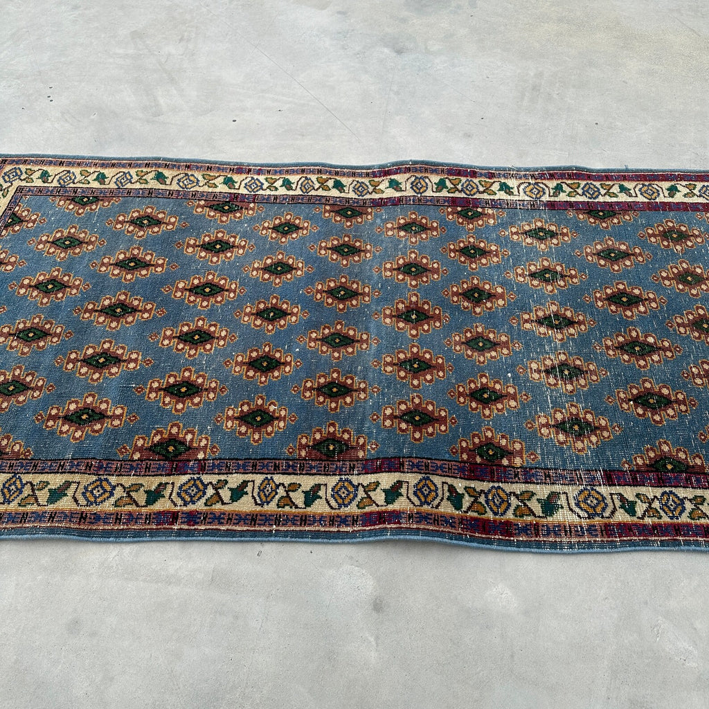 Vintage Turkish Accent Area rug 3.4 x 6.9 ft