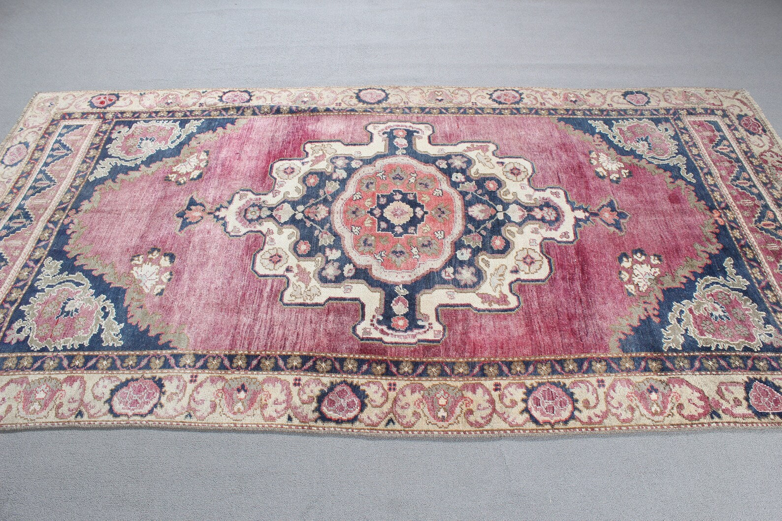 Vintage Turkish Accent Area rug 4.6 x 8.8 ft