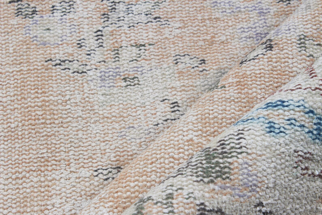 XL Vintage Turkish Accent Area rug 4.9 x 9 ft