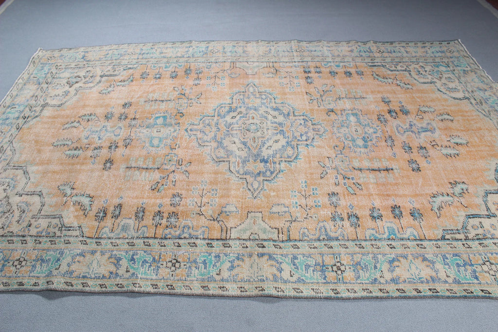XL Vintage Turkish Accent Area rug 6.5 x 9.7 ft
