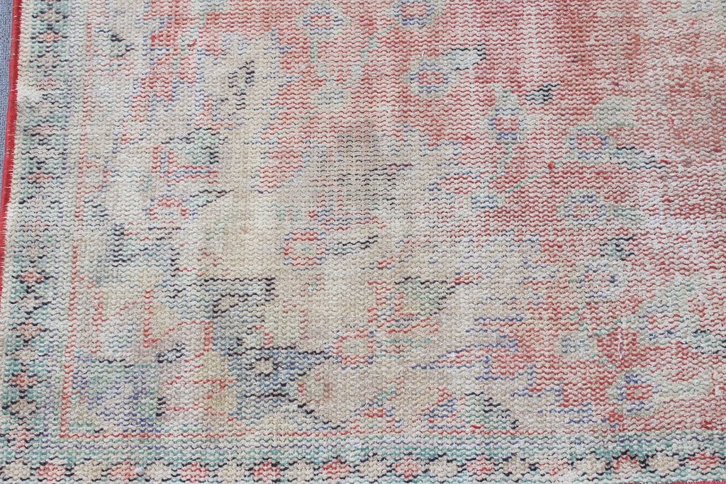 XL Vintage Turkish Accent Area Rug 5 x 9.1 ft
