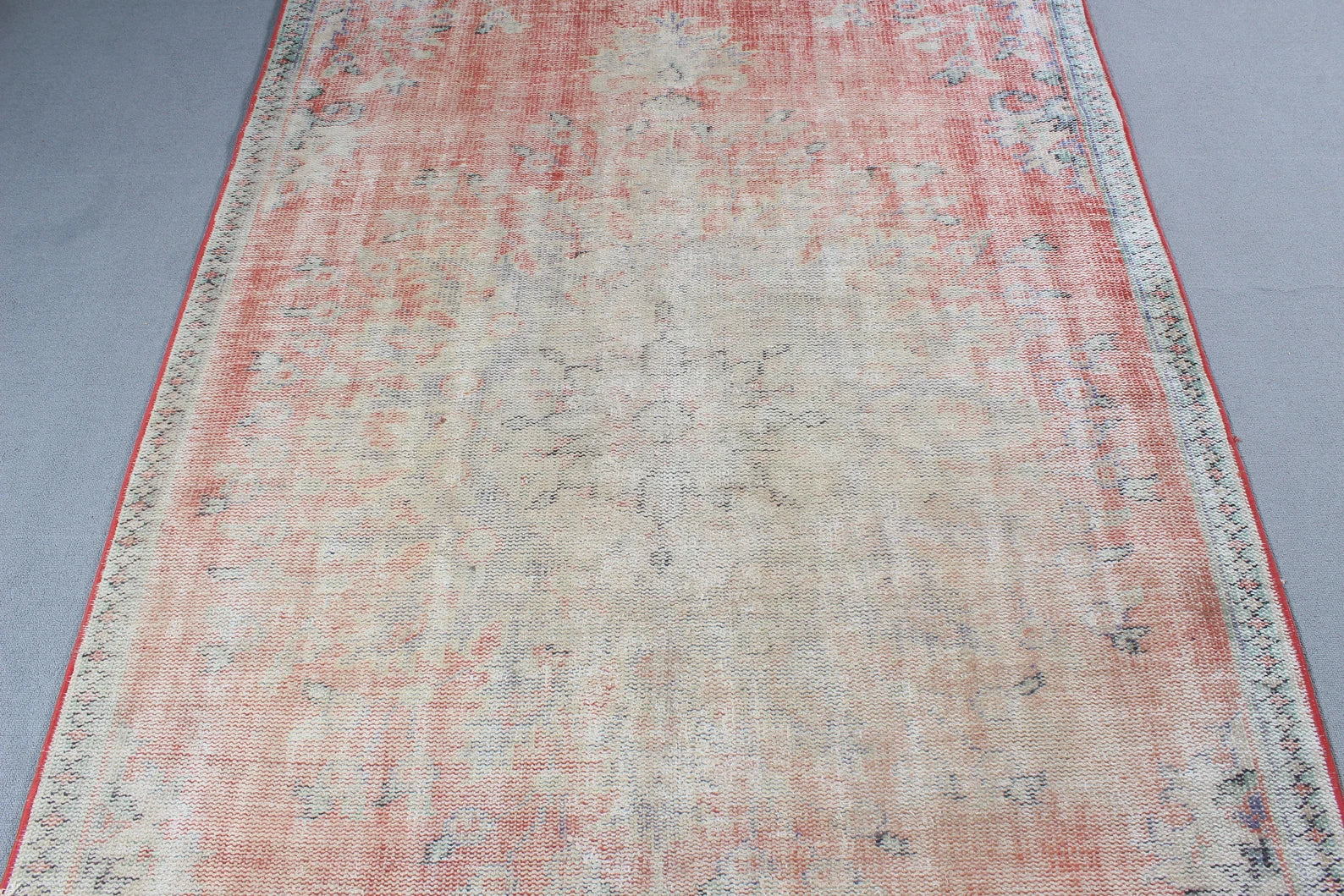 XL Vintage Turkish Accent Area Rug 5 x 9.1 ft