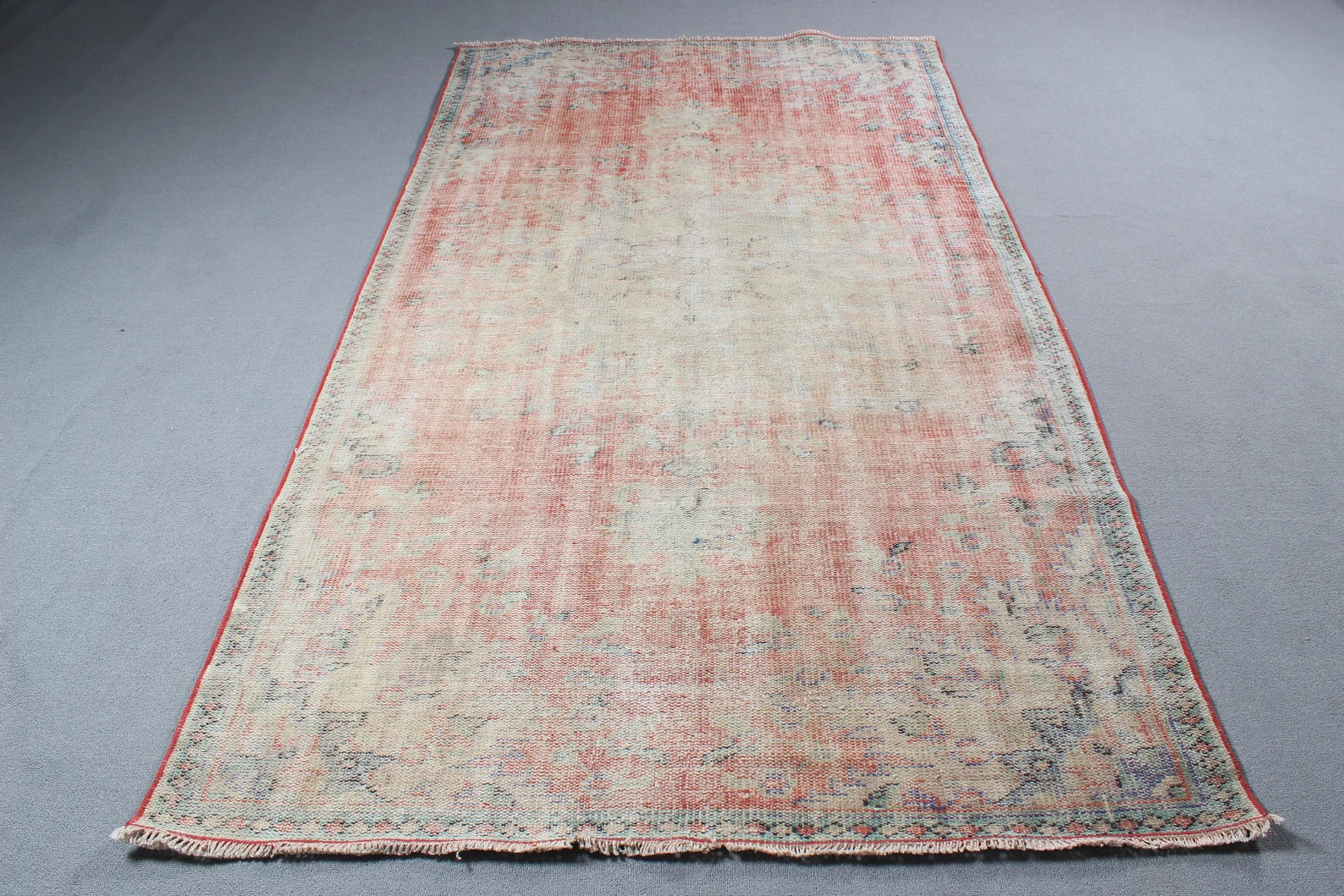 XL Vintage Turkish Accent Area Rug 5 x 9.1 ft