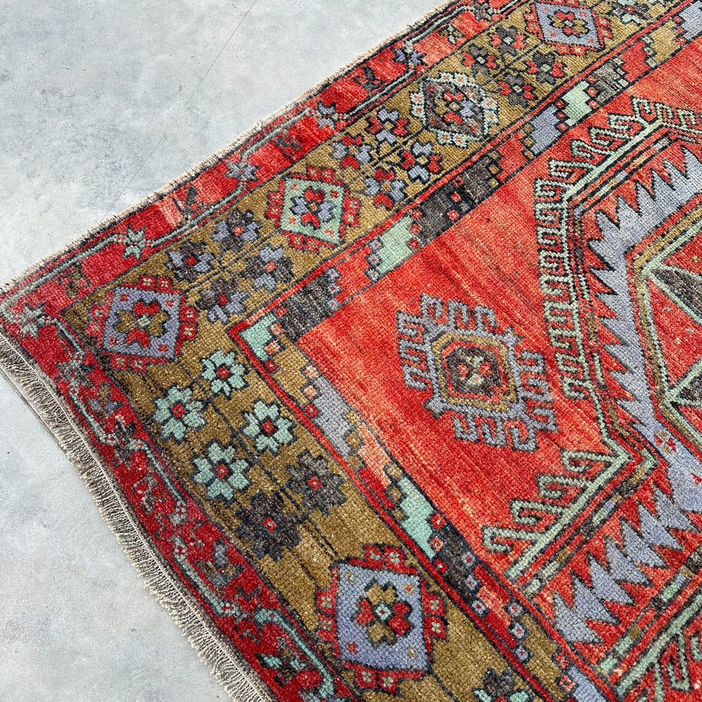 XL Vintage Turkish Accent Area rug 4.8 x 11.3 ft