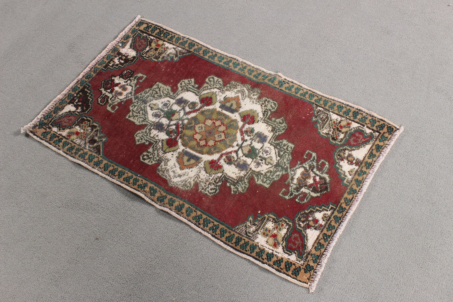 Vintage Turkish Mini Rug 1.7 x 2.8 ft