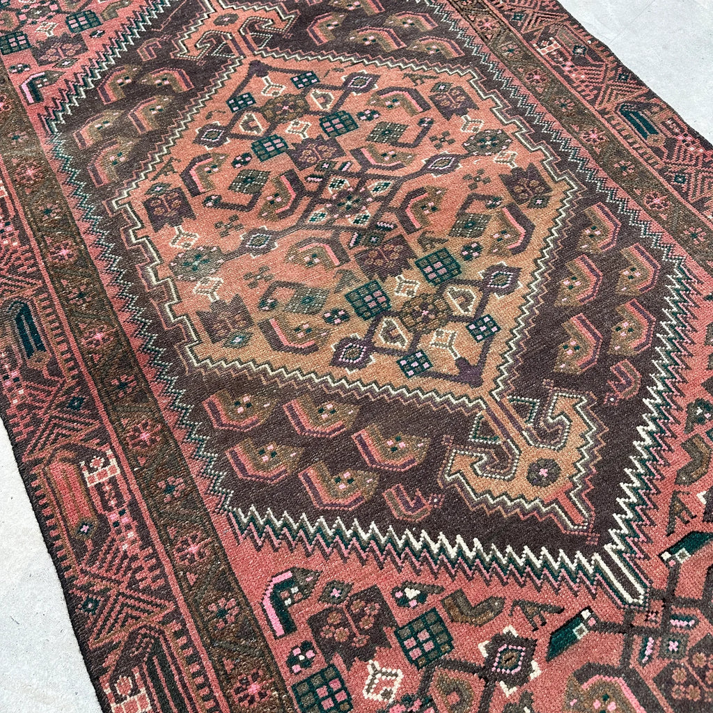 Vintage Persian Accent Area Rug 4 x 6.7 ft