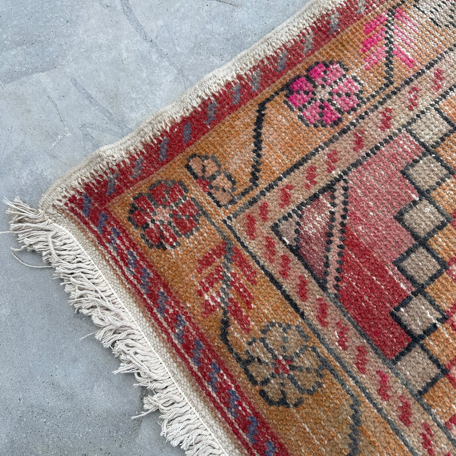 Vintage Turkish Accent Area rug 3.1 x 7.1 ft