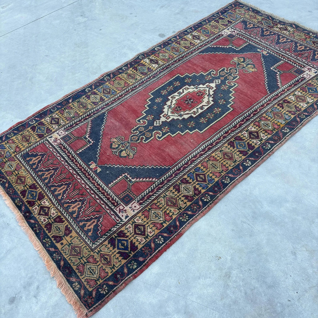 Vintage Turkish Accent Area rug 3.7 x 6.7 ft