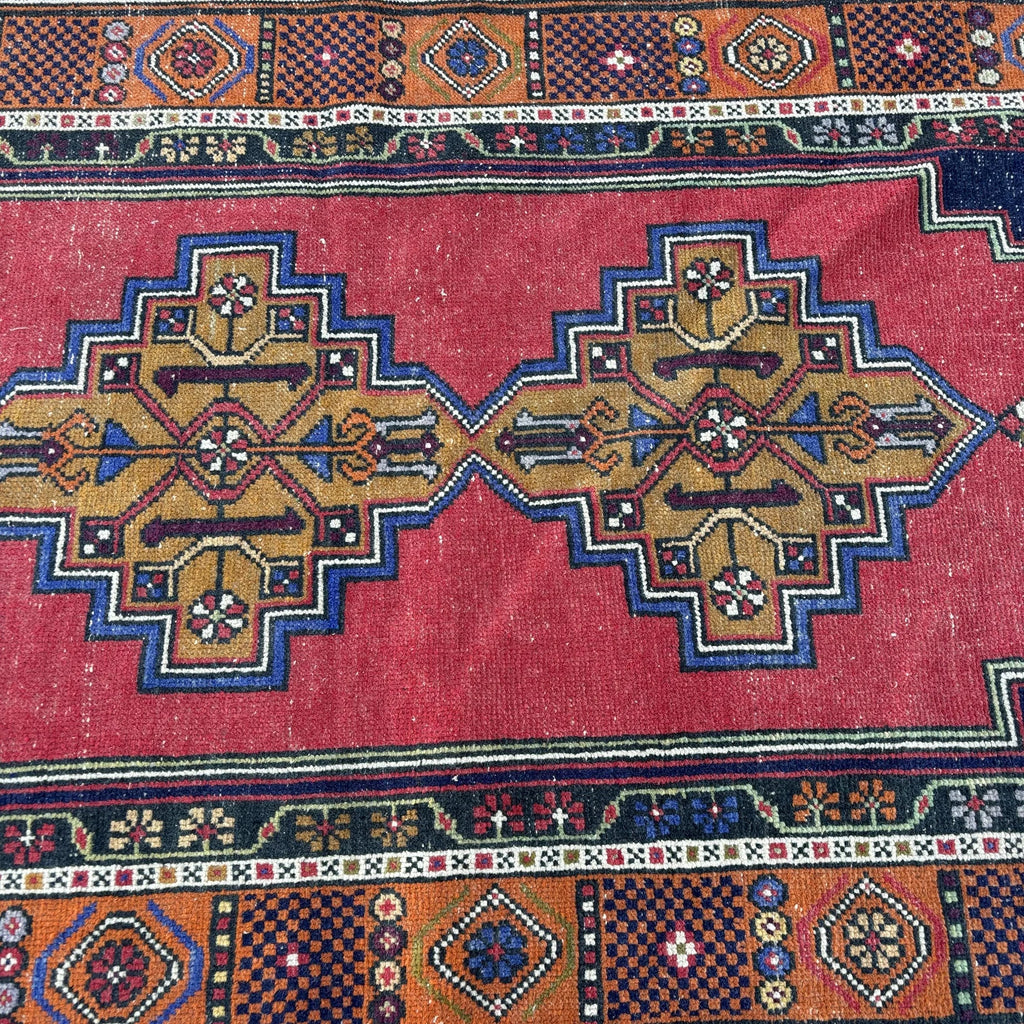 Vintage Turkish Accent Area rug 3.8 x 6.9 ft