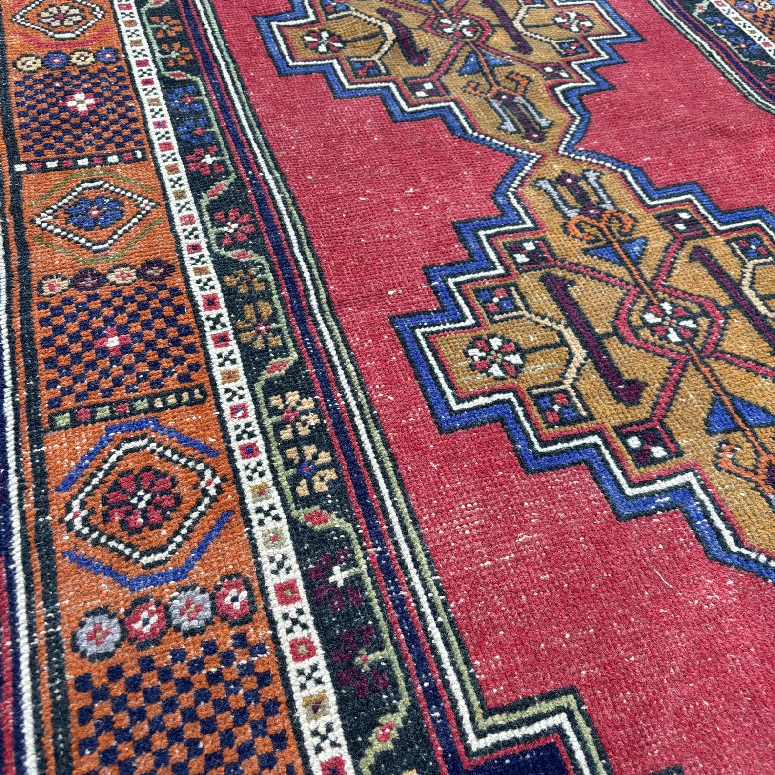 Vintage Turkish Accent Area rug 3.8 x 6.9 ft
