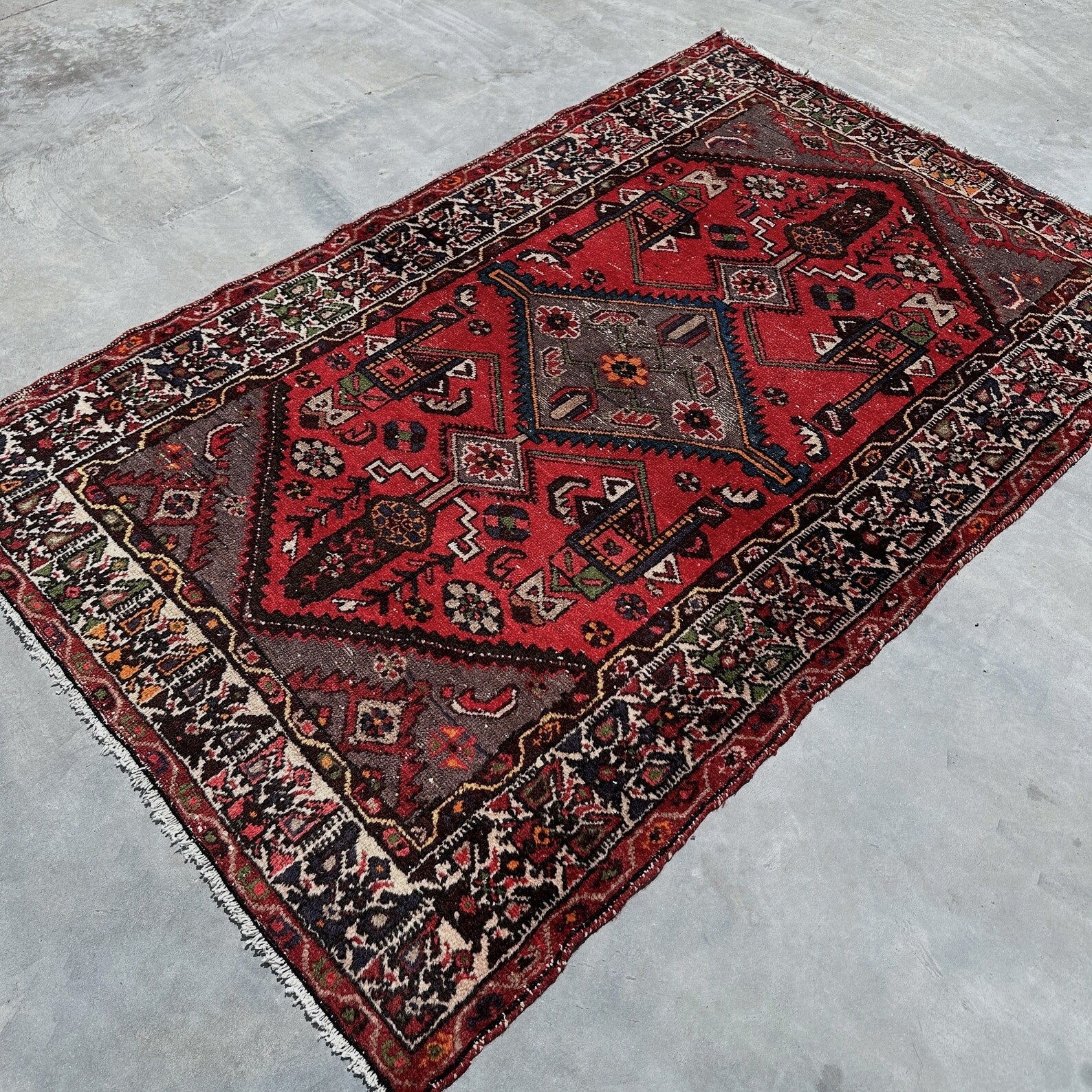 Vintage Persian Accent Area Rug 4.2 x 6.2 ft