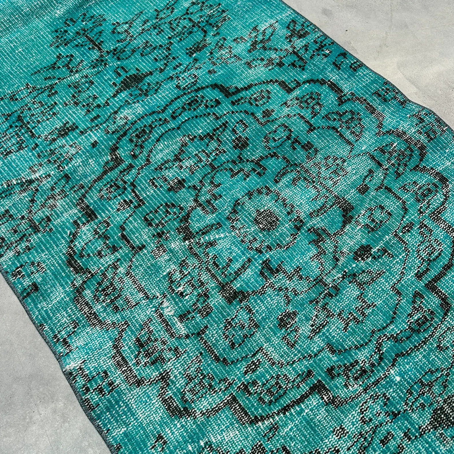 Vintage Turkish Runner Rug 2.5 x 8.3 ft