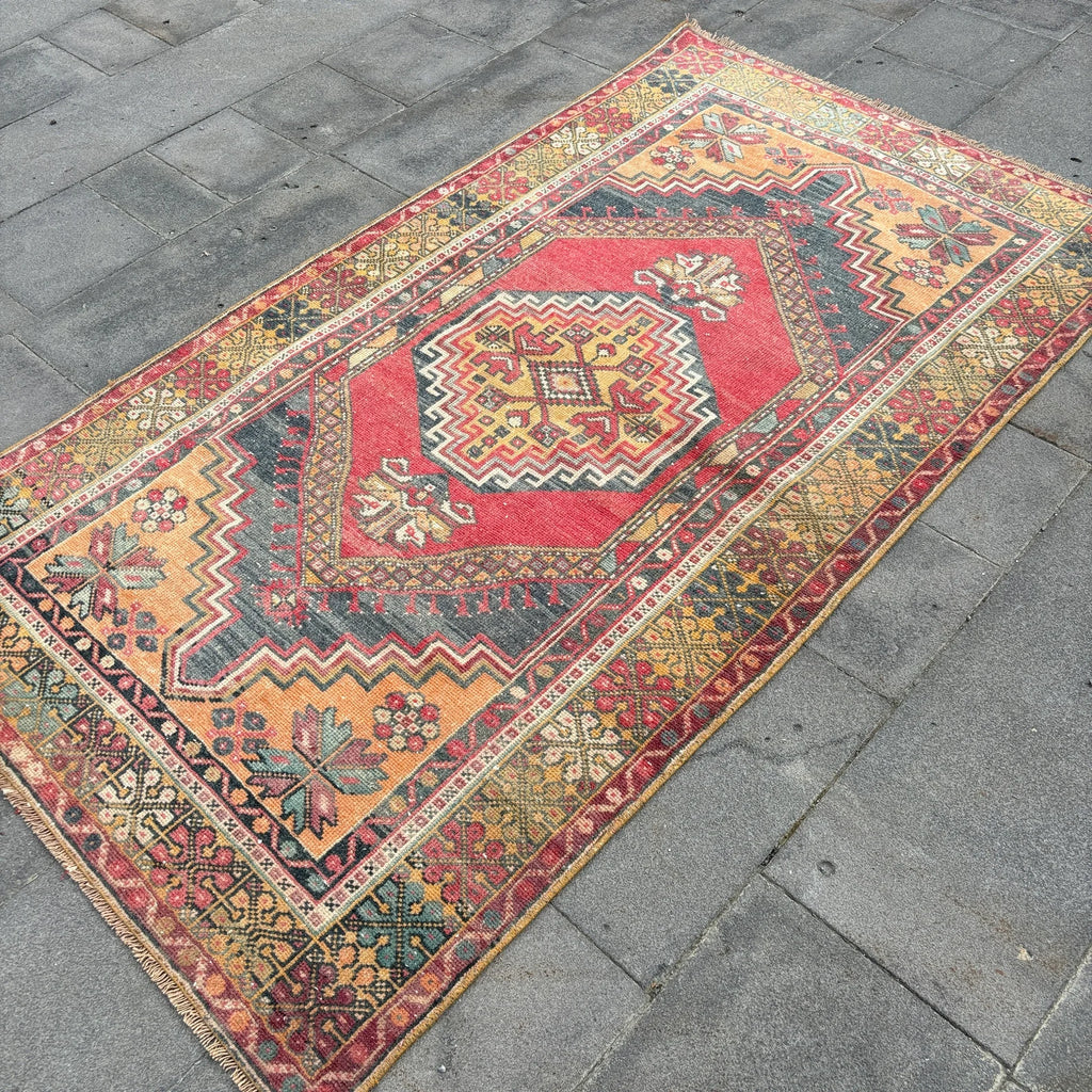 Vintage Turkish Accent Area rug 3.6 x 6.4 ft