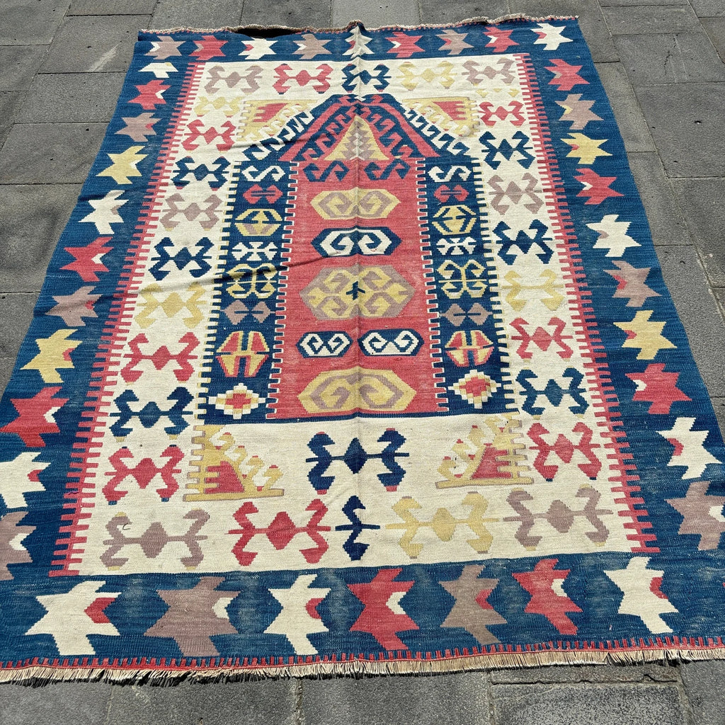 Vintage Turkish Accent Area rug 4.8 x 6.5 ft