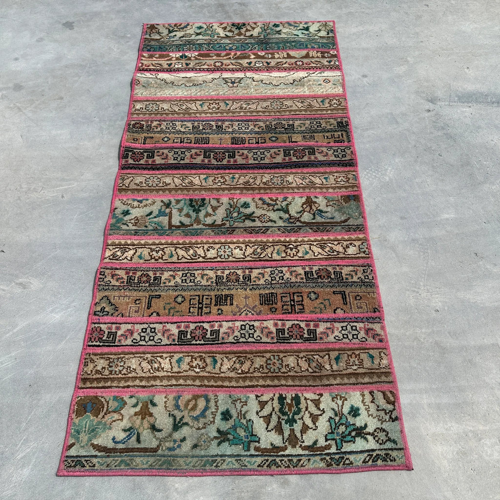 Vintage Turkish Accent Area rug 2.6 x 5.7 ft