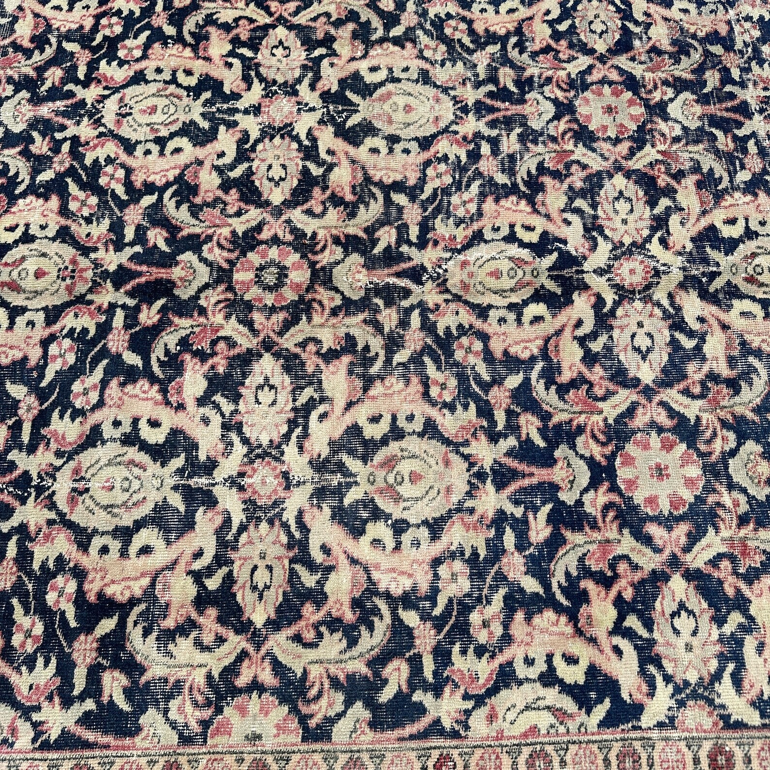 XL Vintage Turkish Accent Area Rug 6.8 x 9.5 ft
