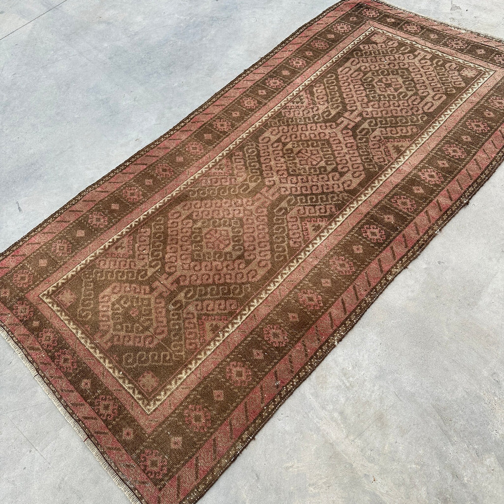 Vintage Turkish Accent Area rug 3.4 x 6.6 ft
