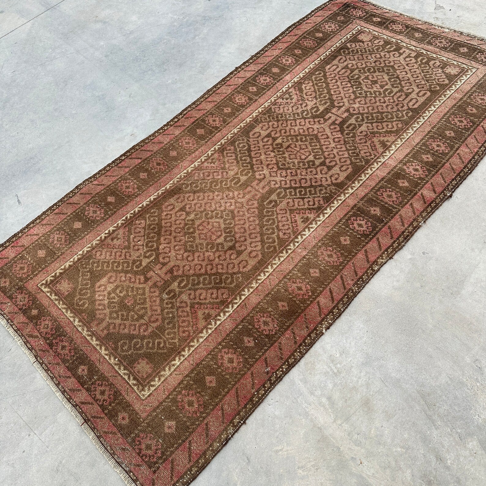 Vintage Turkish Accent Area rug 3.4 x 6.6 ft