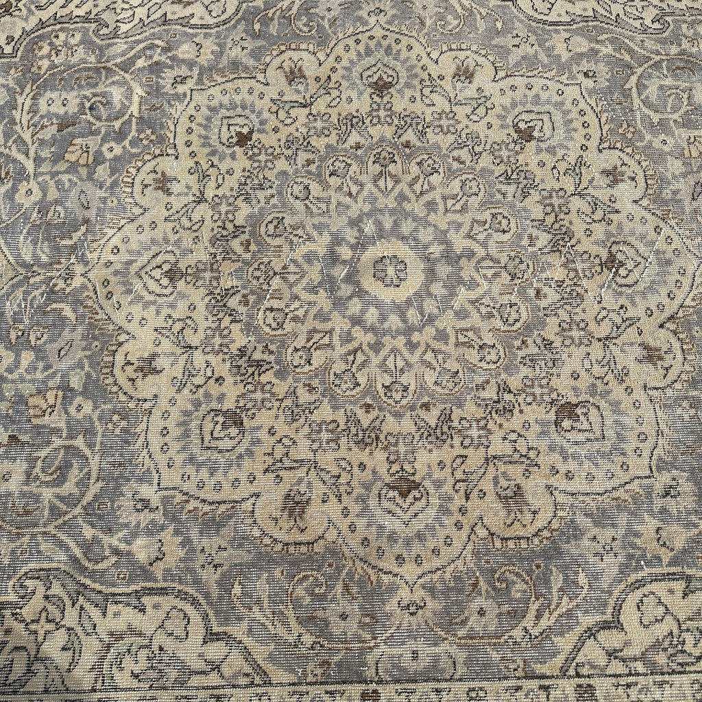XL Vintage Turkish Accent Area Rug 6.8 x 10.6 ft