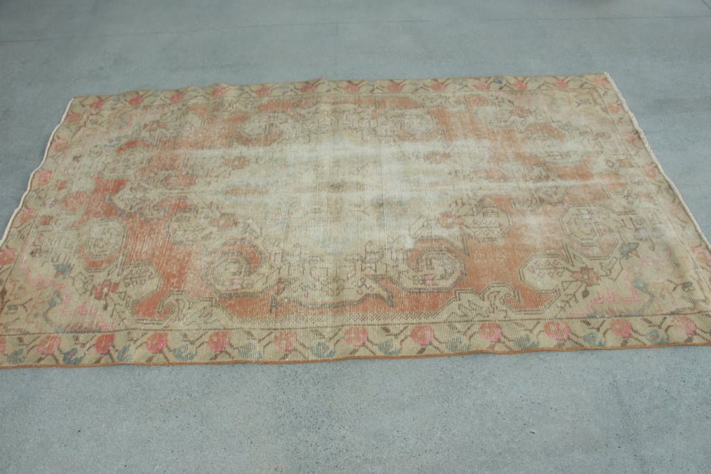 Vintage Turkish Accent Area rug 4.2 x 7.3 ft