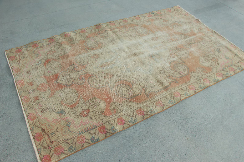 Vintage Turkish Accent Area rug 4.2 x 7.3 ft