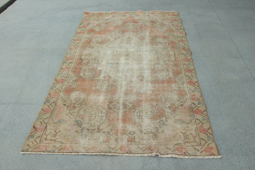 Vintage Turkish Accent Area rug 4.2 x 7.3 ft