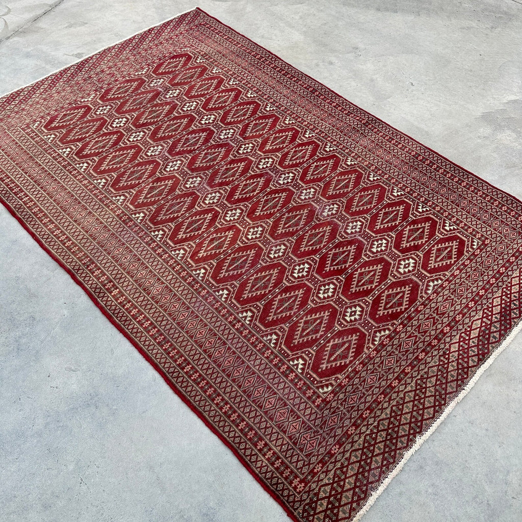 Vintage Turkmen Accent Area rug 4 x 6.1 ft