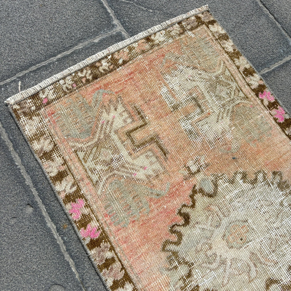 Vintage Turkish Mini Rug 1.5 x 2.8 ft