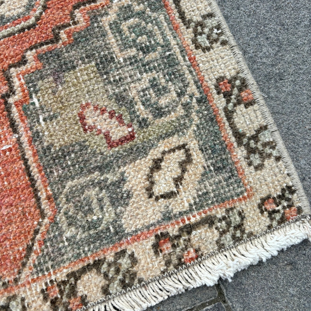 Vintage Turkish Mini Rug 1.5 x 2.7 ft