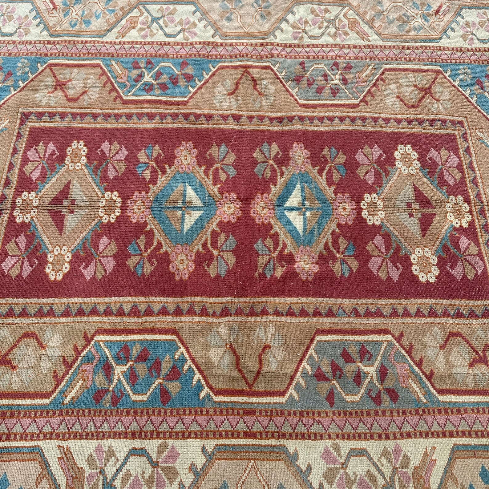 XL Vintage Turkish Accent Area rug 5.8 x 7.3 ft