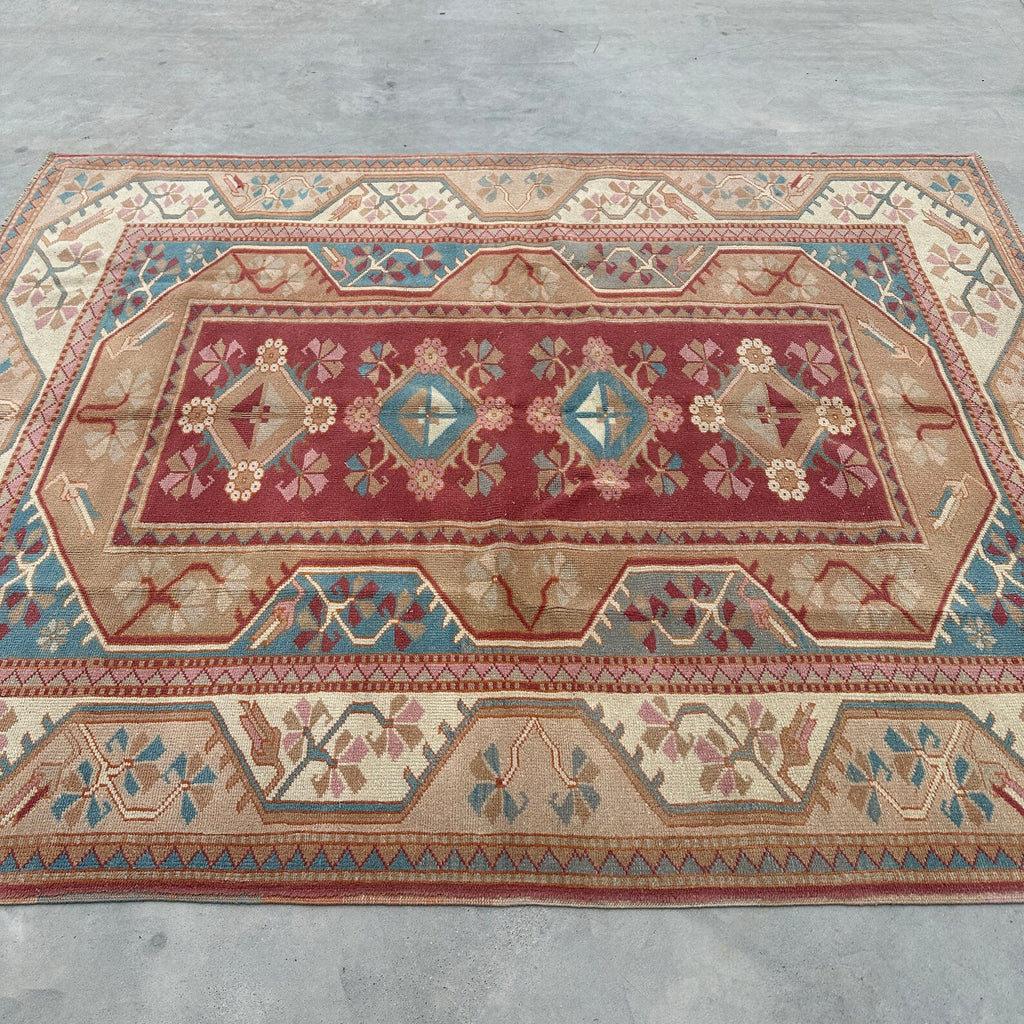 XL Vintage Turkish Accent Area rug 5.8 x 7.3 ft