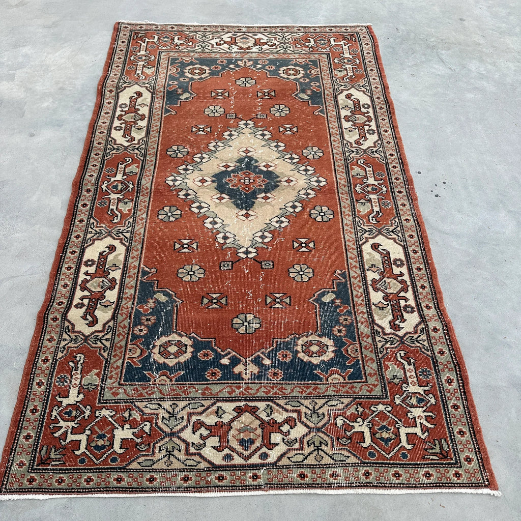 Vintage Turkish Accent Area rug 3.9 x 6.4 ft