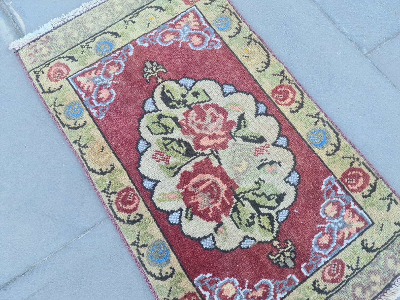 Vintage Turkish Mini Rug 1.6 x 2.8 ft