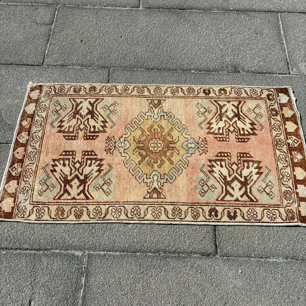 Vintage Turkish Mini Rug 1.5 x 2.8 ft