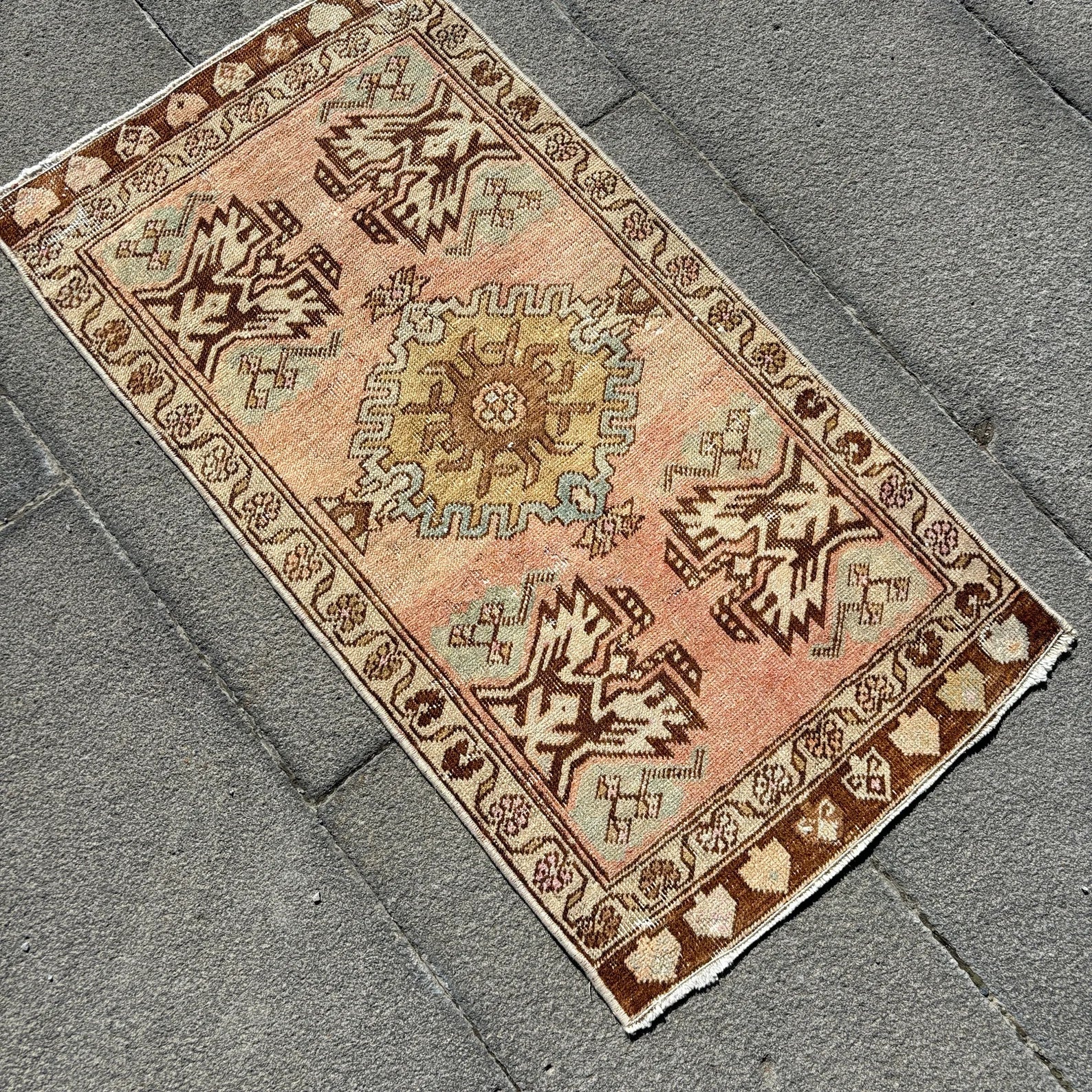 Vintage Turkish Mini Rug 1.5 x 2.8 ft
