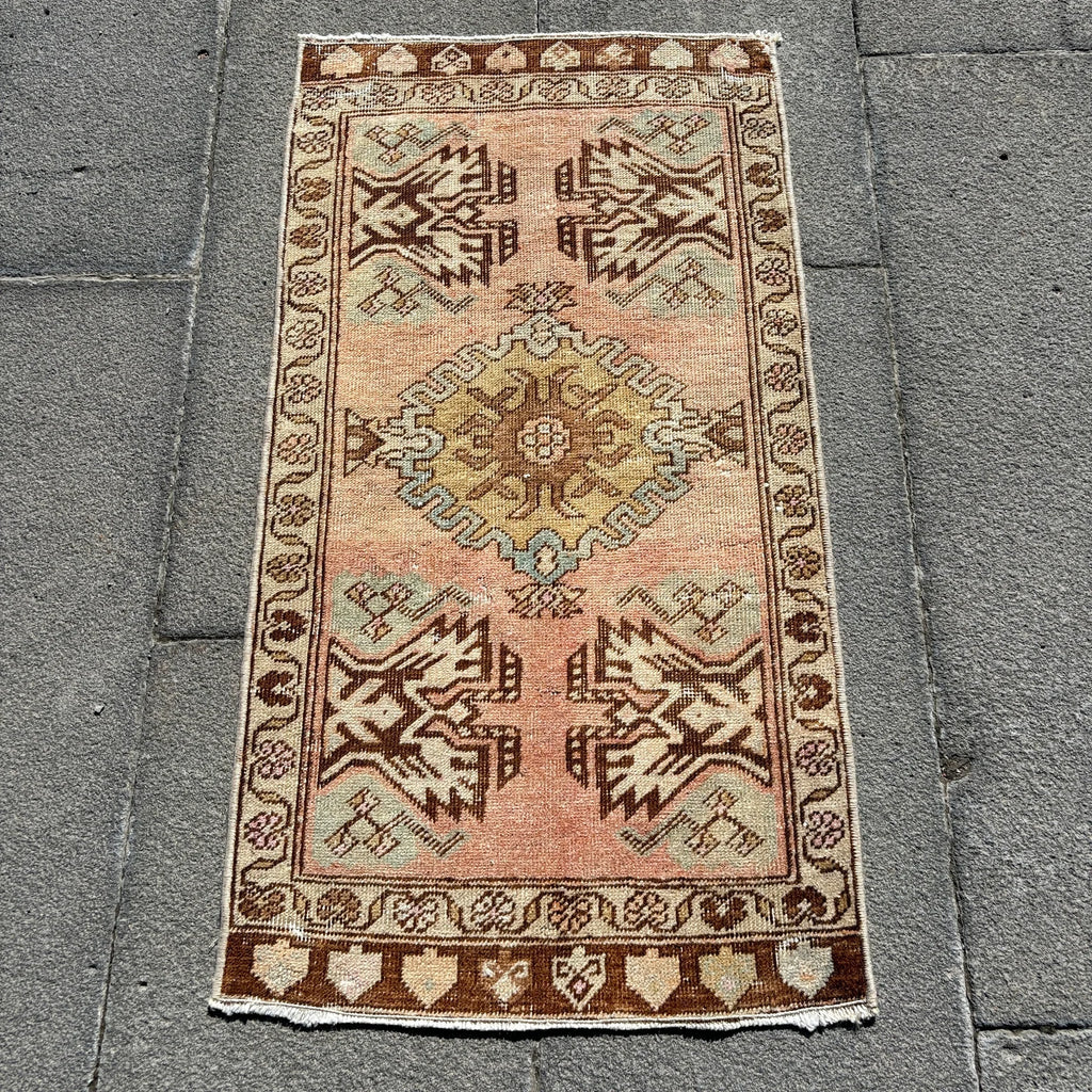 Vintage Turkish Mini Rug 1.5 x 2.8 ft
