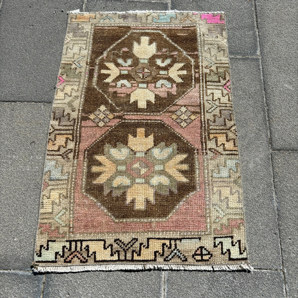 Vintage Turkish Mini Rug 1.8 x 2.8 ft