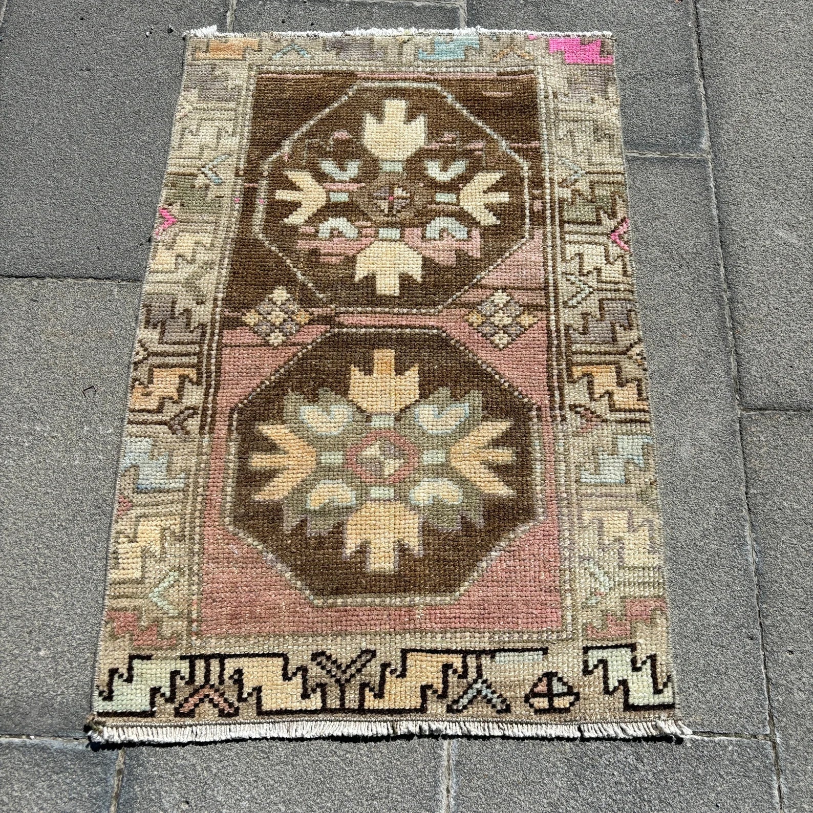 Vintage Turkish Mini Rug 1.8 x 2.8 ft