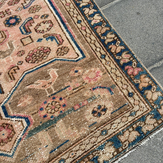 Vintage Persian Accent Area Rug 3.3 x 5.3 ft