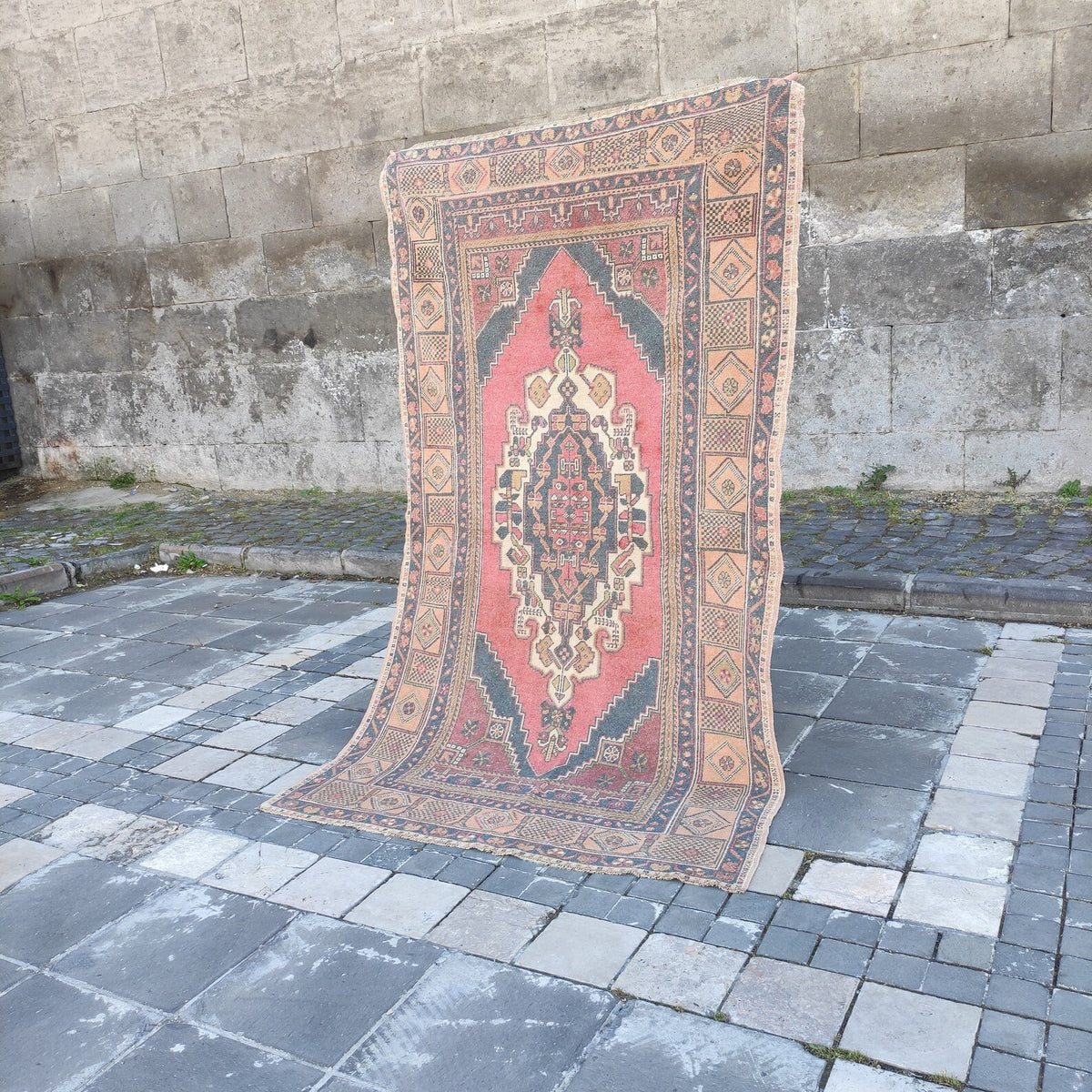 Vintage Turkish Accent Area rug 4.3 x 7.6 ft