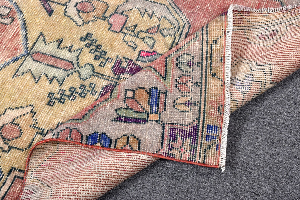 Vintage Turkish Accent Area rug 3.2 x 7.8 ft