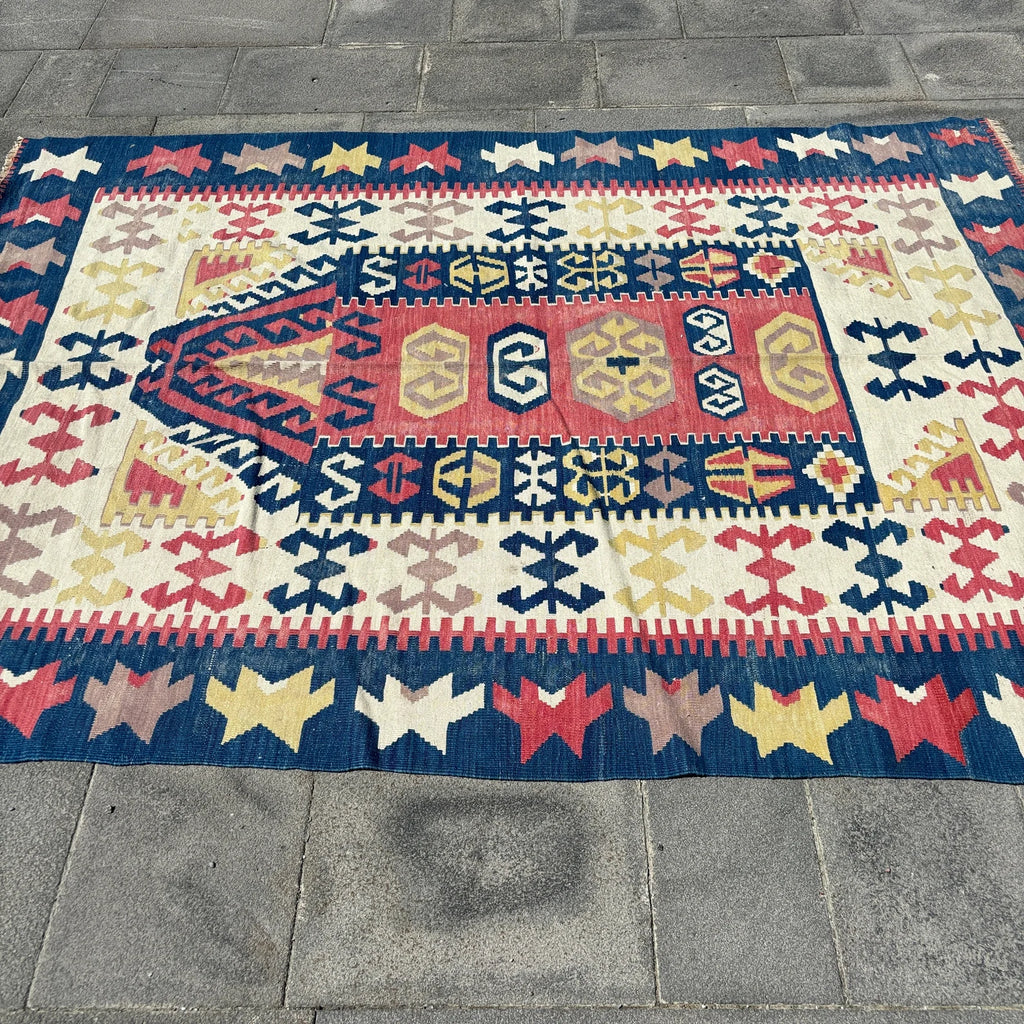 Vintage Turkish Accent Area rug 4.8 x 6.5 ft
